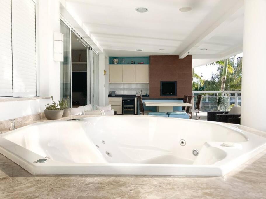 Ape De Luxo Marine Home Resort Флорианополис Экстерьер фото